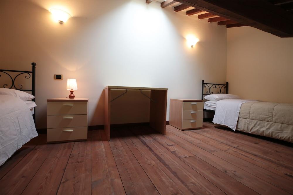 Il Castellaro Country House Перуджа Екстериор снимка