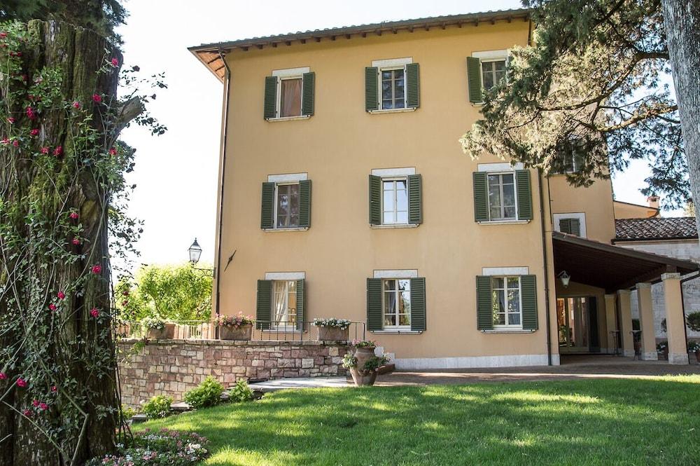 Il Castellaro Country House Перуджа Екстериор снимка