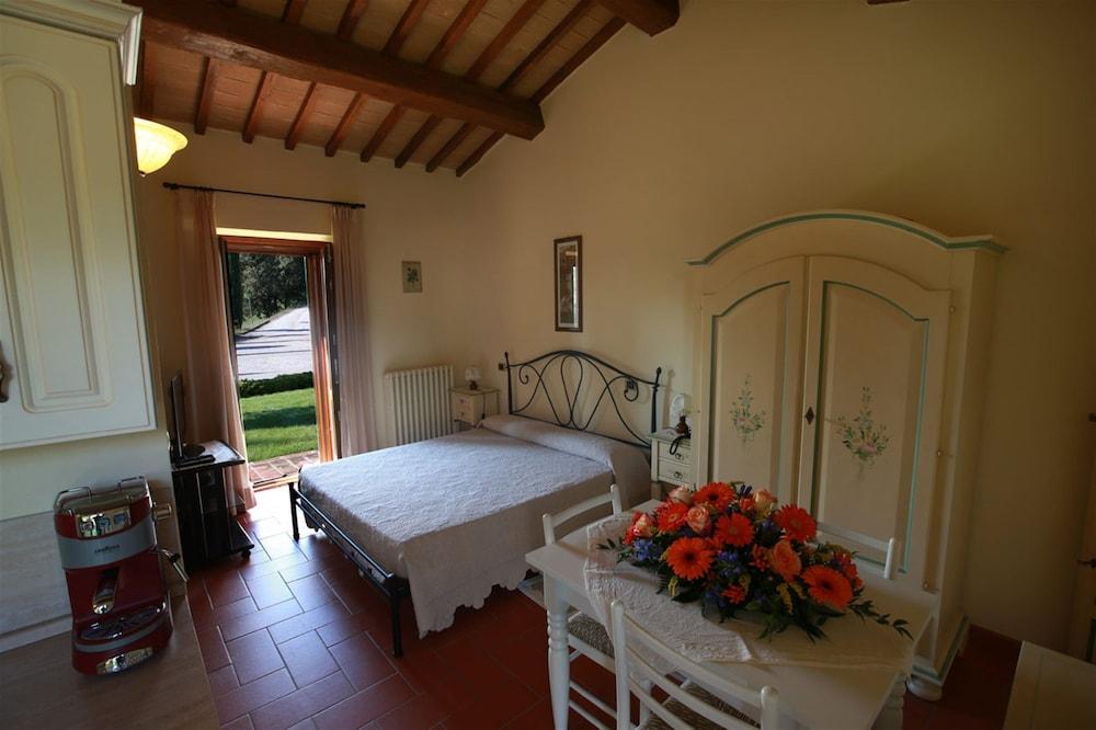 Il Castellaro Country House Перуджа Екстериор снимка