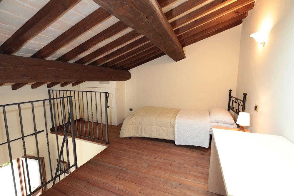 Il Castellaro Country House Перуджа Екстериор снимка
