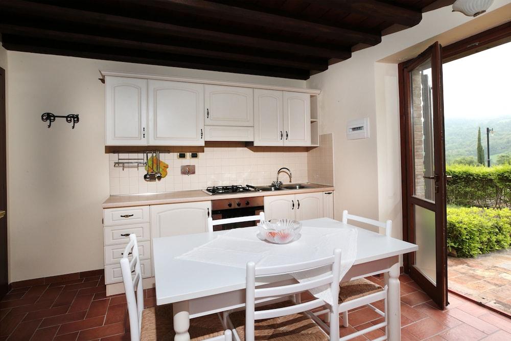Il Castellaro Country House Перуджа Екстериор снимка
