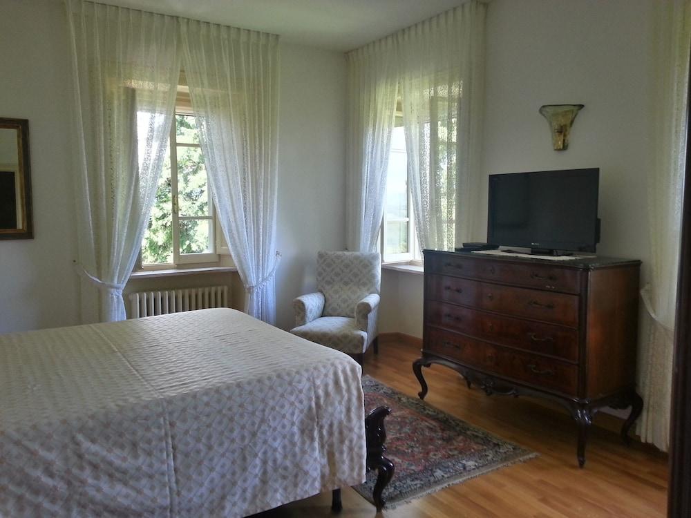 Il Castellaro Country House Перуджа Екстериор снимка