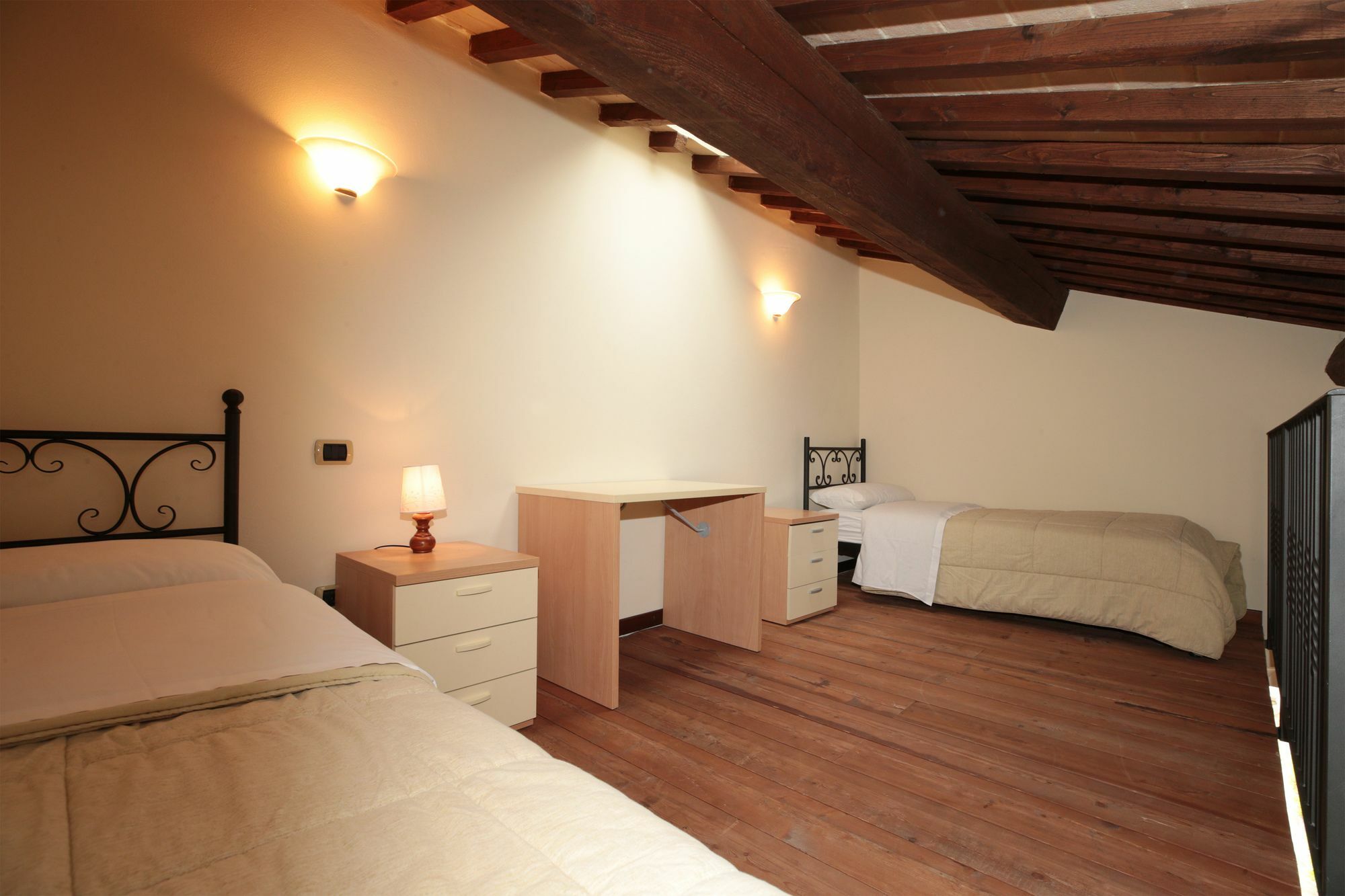 Il Castellaro Country House Перуджа Екстериор снимка